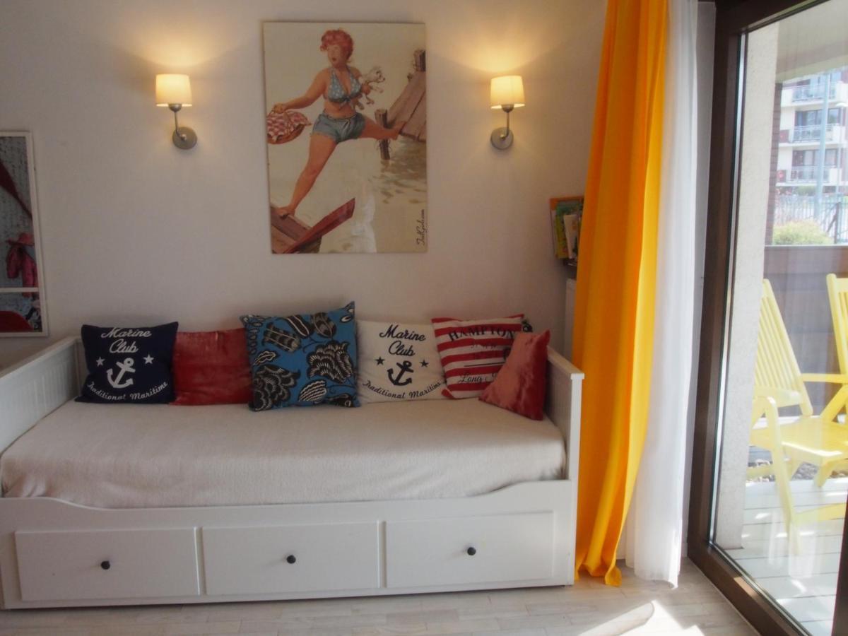 Apartament Wakacje I Rowery Gratis オストルダ エクステリア 写真