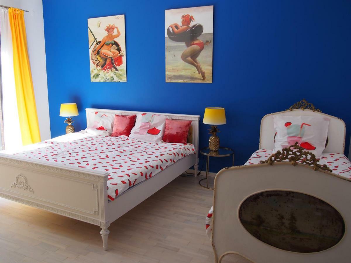Apartament Wakacje I Rowery Gratis オストルダ エクステリア 写真