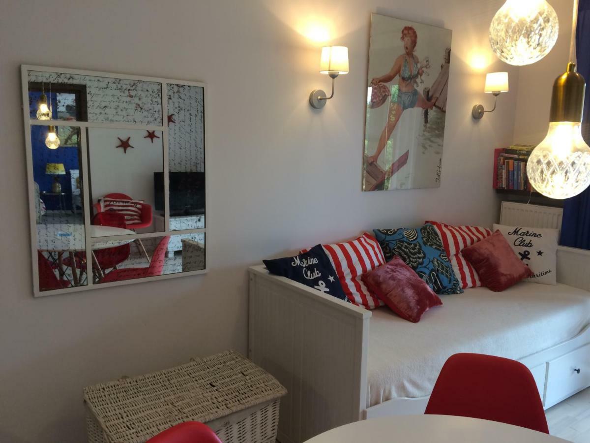 Apartament Wakacje I Rowery Gratis オストルダ エクステリア 写真